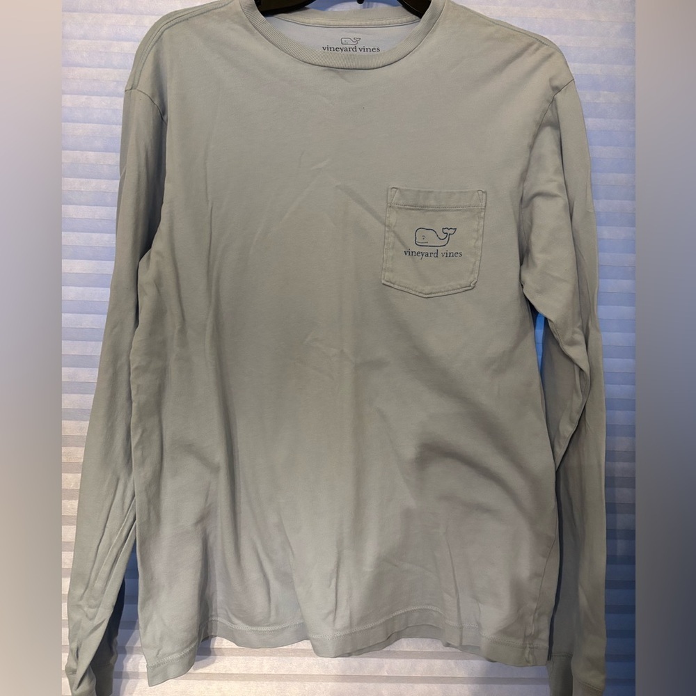 Vineyard Vines Long-Sleeve Pocket Tee in Light blue- xs